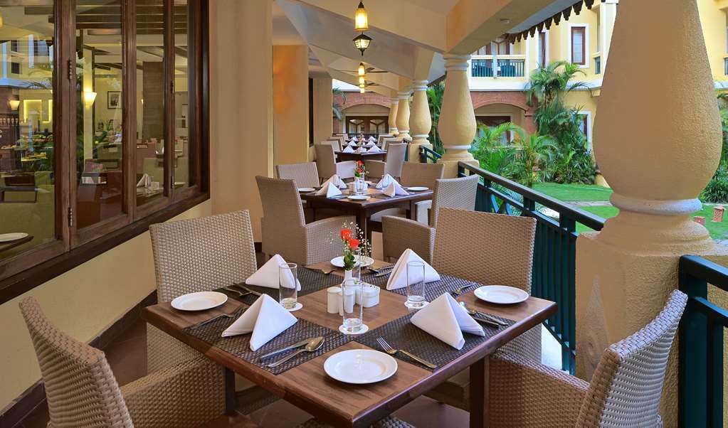 Country Inn & Suites By Radisson, Goa Candolim Ristorante foto
