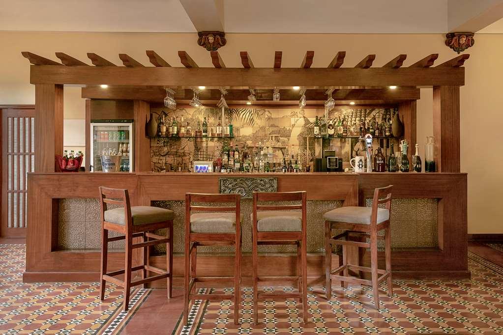 Country Inn & Suites By Radisson, Goa Candolim Ristorante foto